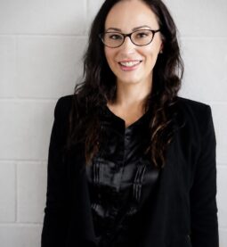 Suzi Robertson Headshot